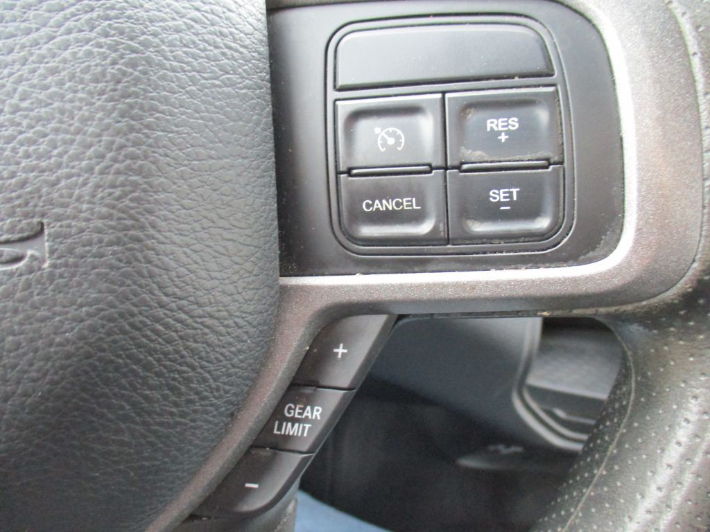 2022 RAM 3500 Image 18