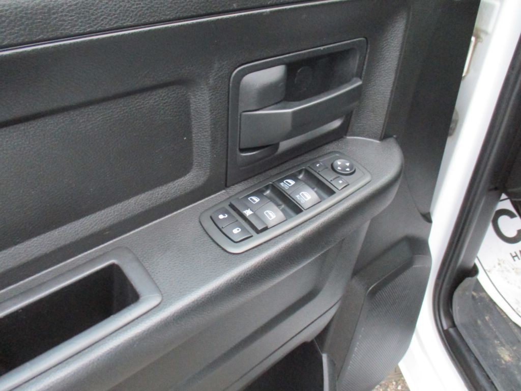 2014 RAM 1500 Image 12