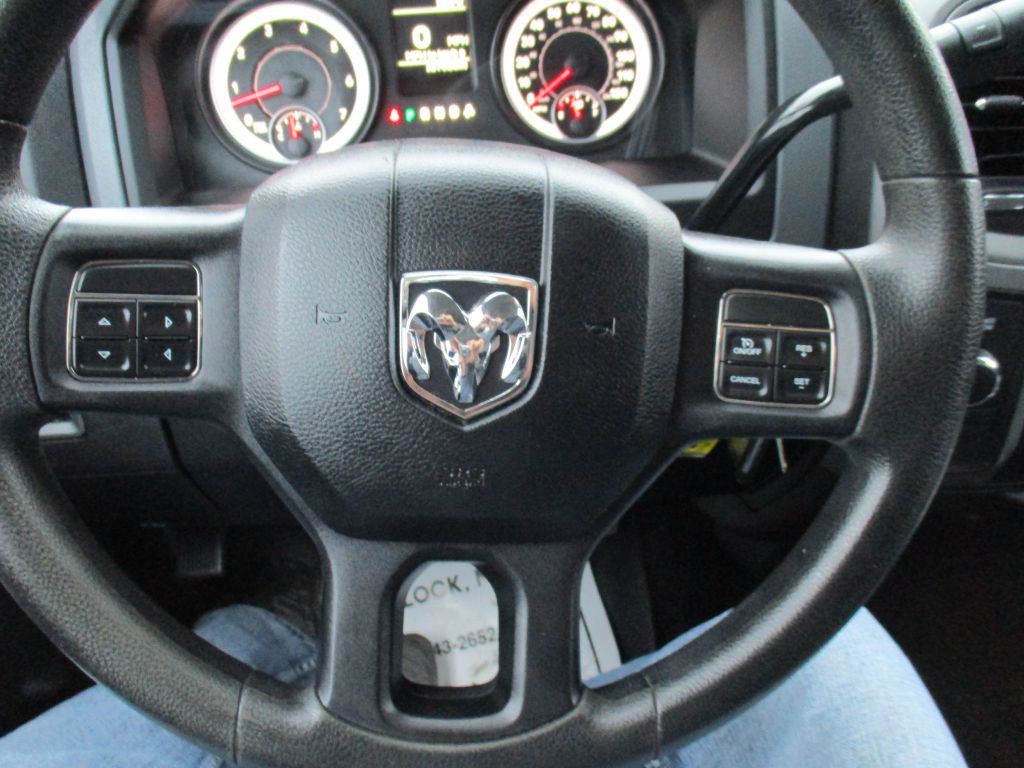 2014 RAM 1500 Image 15