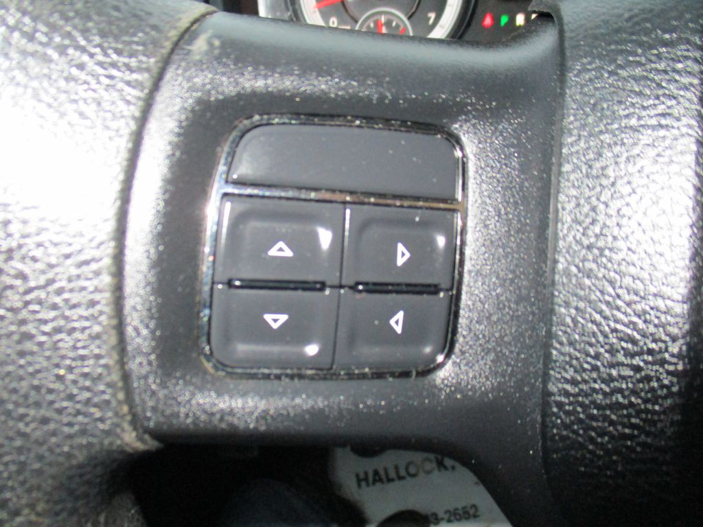 2014 RAM 1500 Image 16