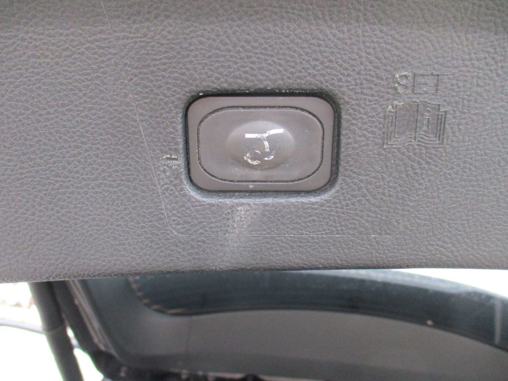 2018 Ford Edge Image 32