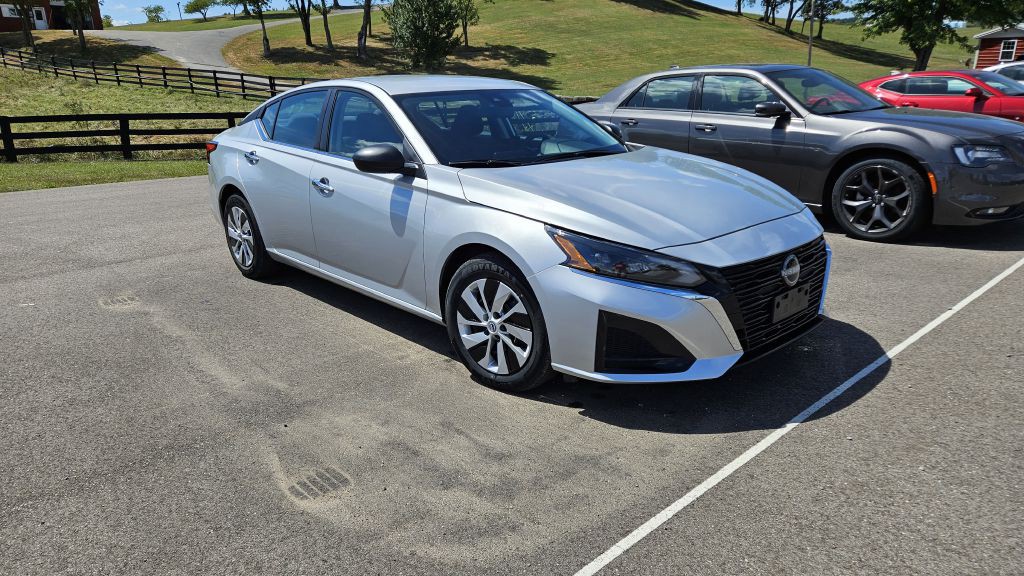2024 Nissan Altima Image 3