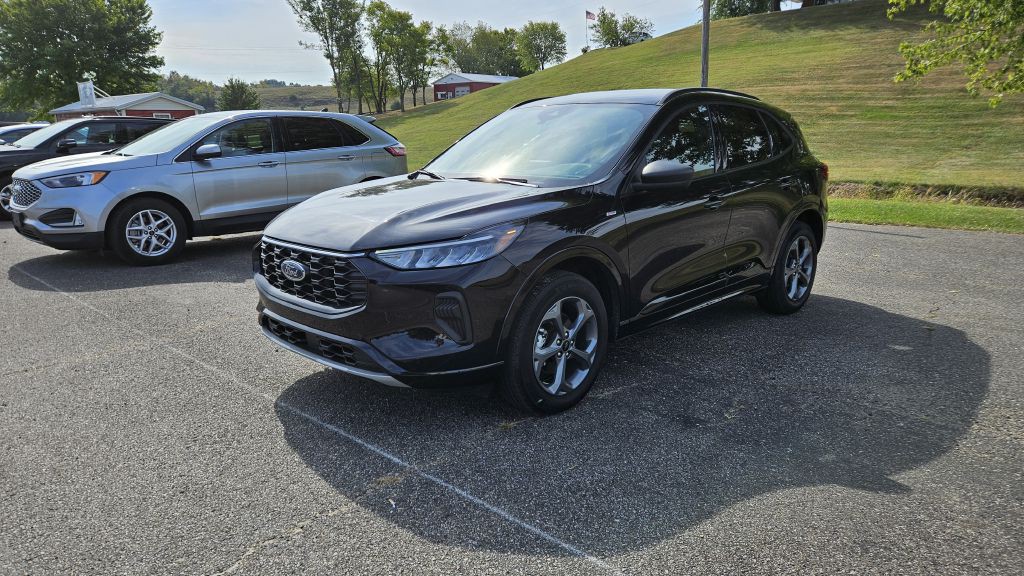 2024 Ford Escape Image 1