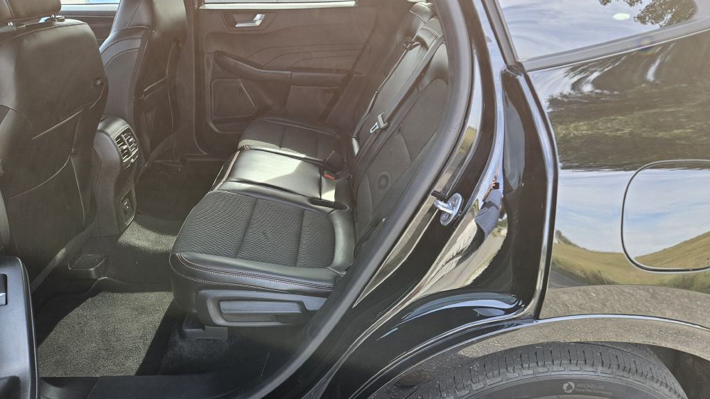 2024 Ford Escape Image 9