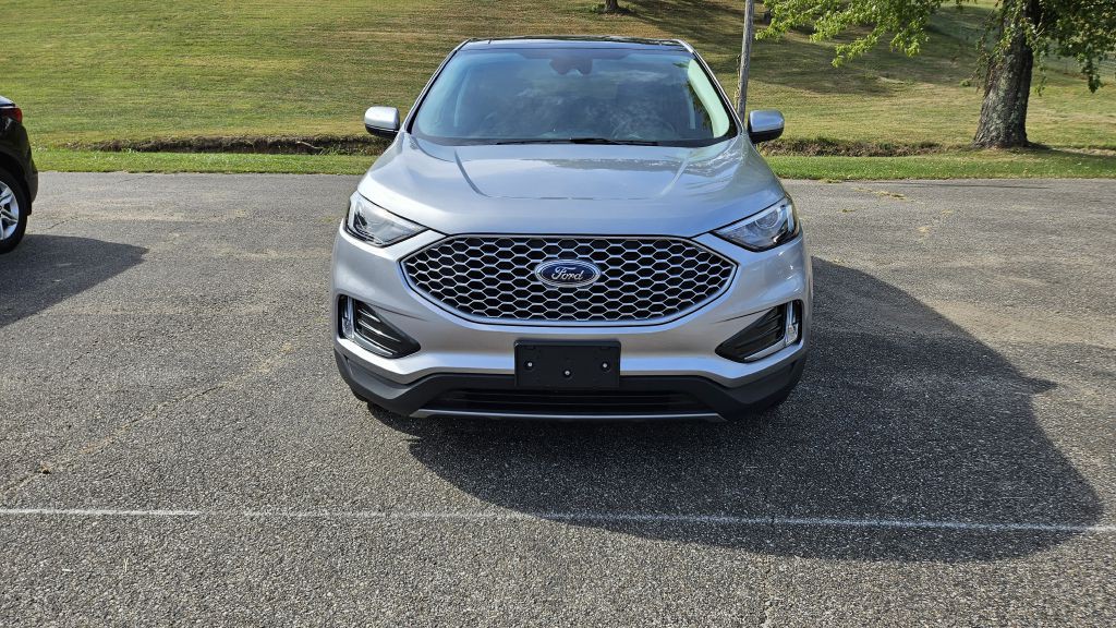 2024 Ford Edge Image 2