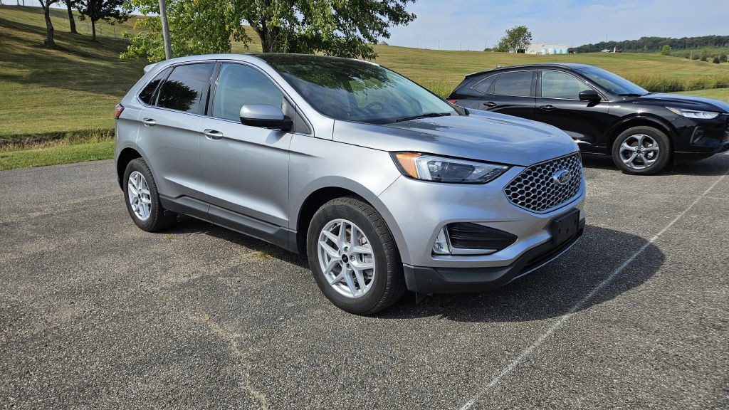 2024 Ford Edge Image 3