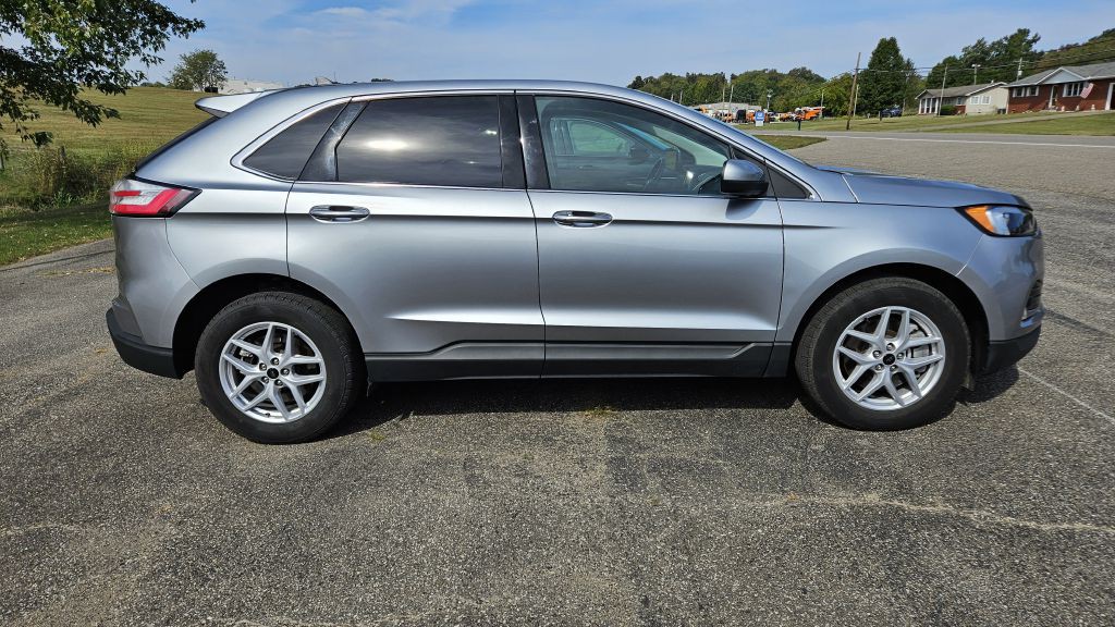 2024 Ford Edge Image 4