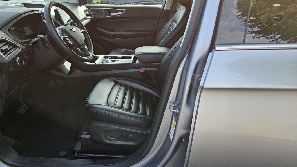 2024 Ford Edge Image 7