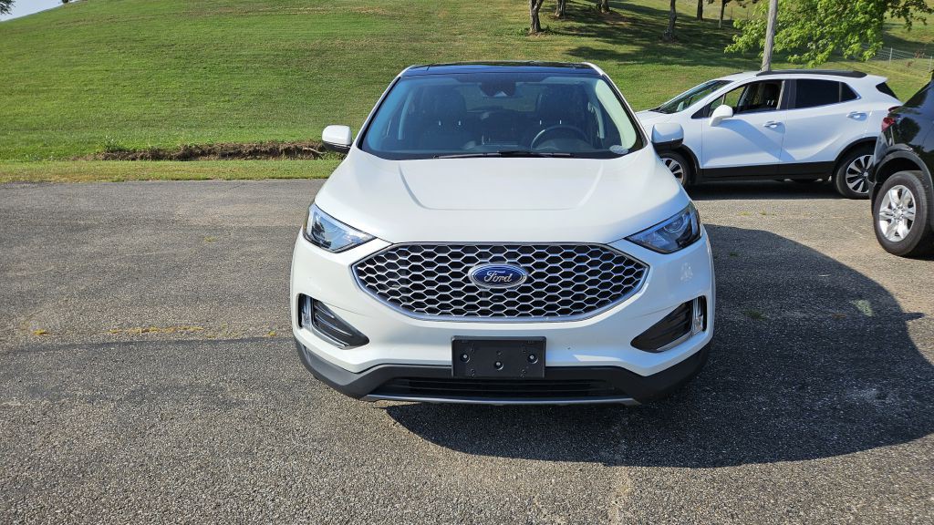 2024 Ford Edge Image 2