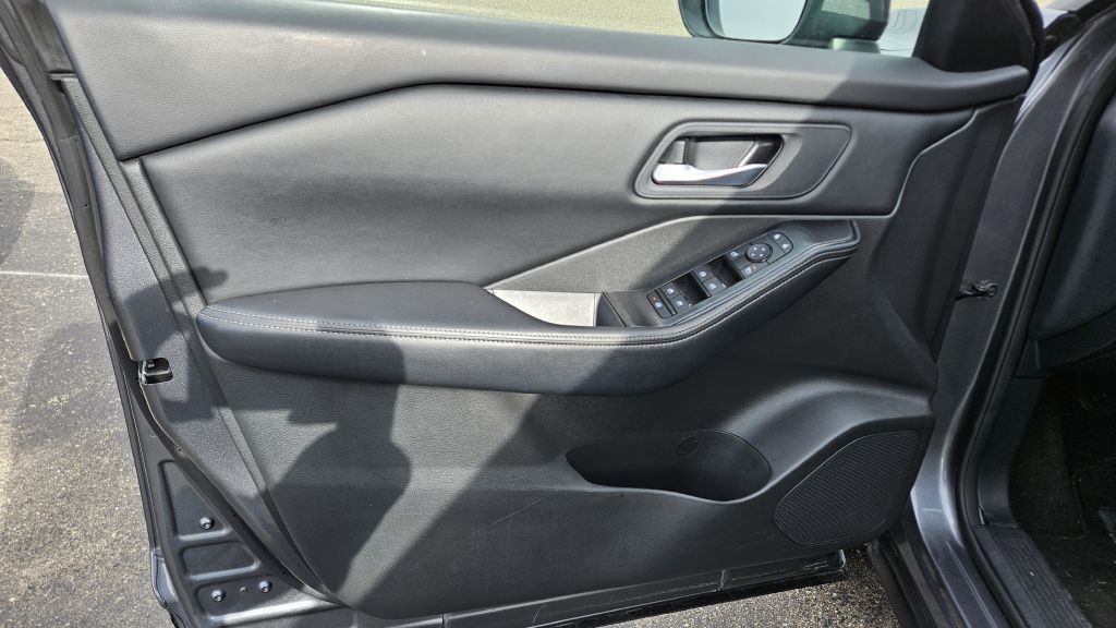 2024 Nissan Rogue Image 8