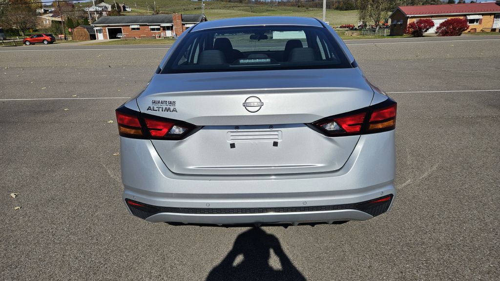 2024 Nissan Altima Image 5