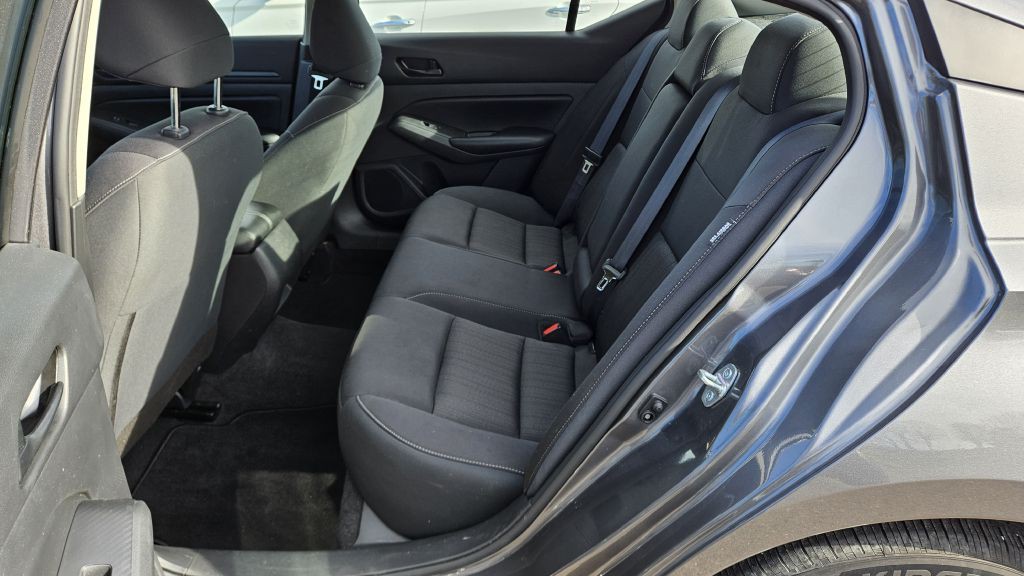 2024 Nissan Altima Image 9