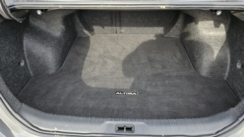 2024 Nissan Altima Image 11
