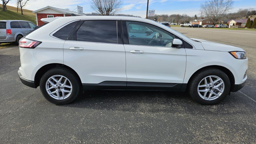 2024 Ford Edge Image 4