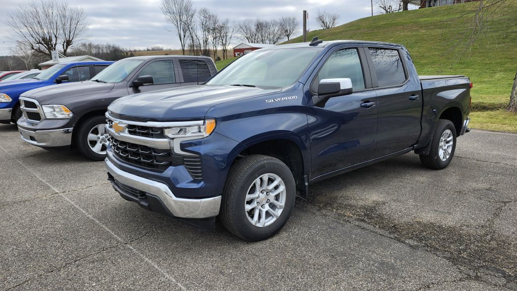 2022 Chevrolet Silverado 1500 Image 1