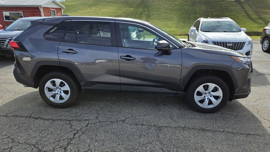 2024 Toyota Rav4 Image 4