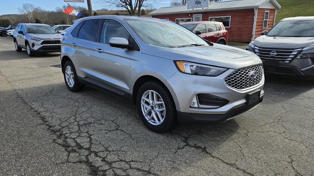 2024 Ford Edge Image 3