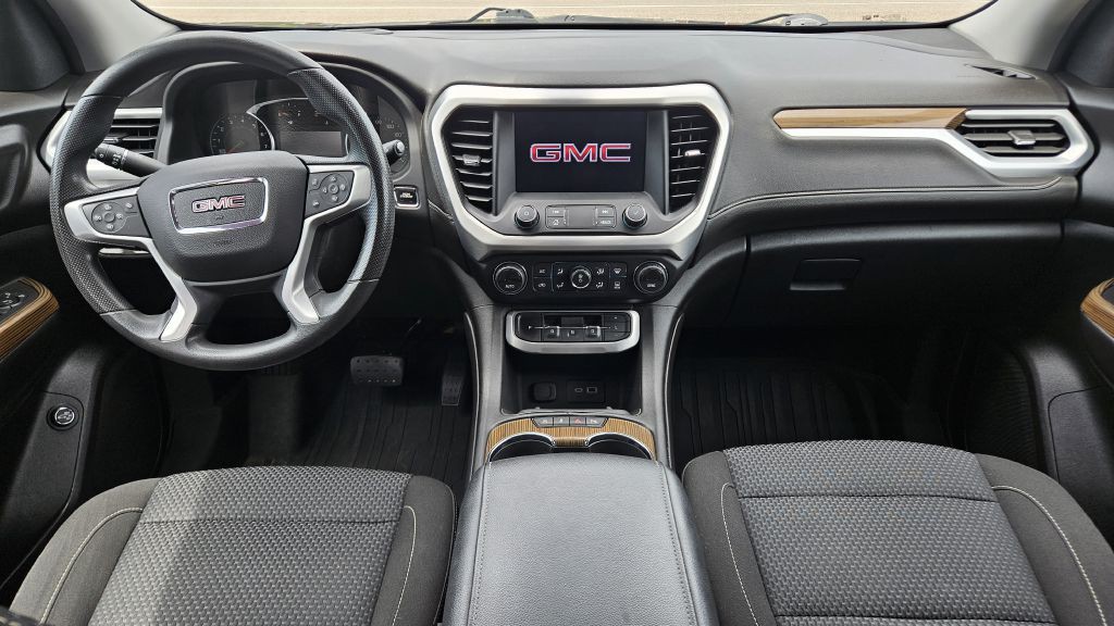 2021 GMC Acadia Image 10