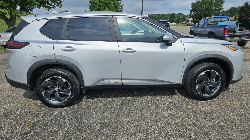 2025 Nissan Rogue Image 4