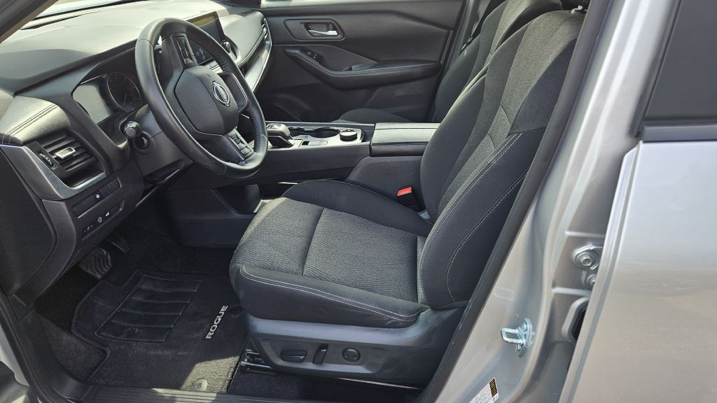 2025 Nissan Rogue Image 7