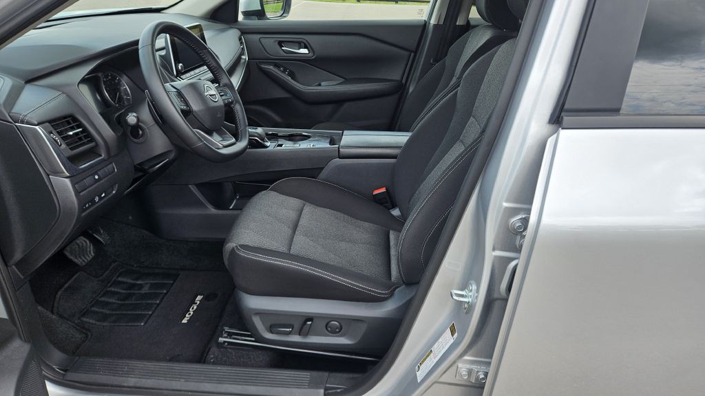 2025 Nissan Rogue Image 7