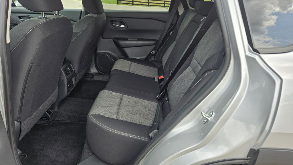 2025 Nissan Rogue Image 9