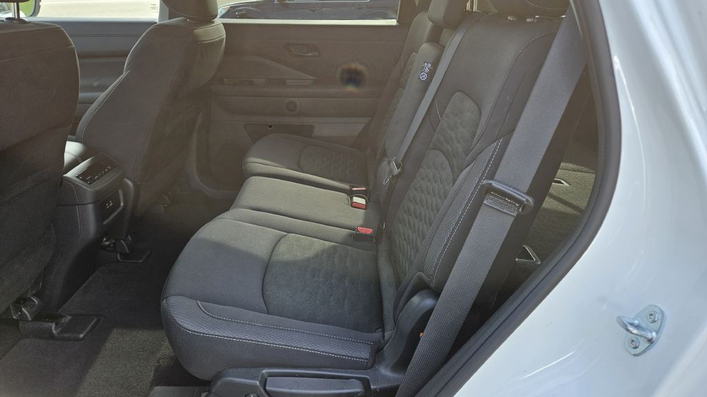 2025 Nissan Pathfinder Image 9