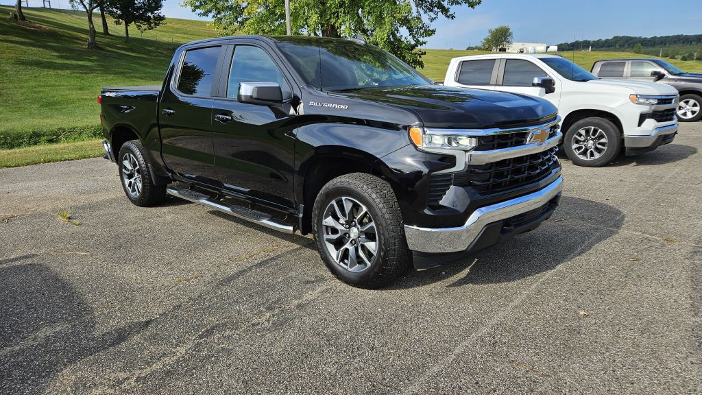 2024 Chevrolet Silverado 1500 Image 3