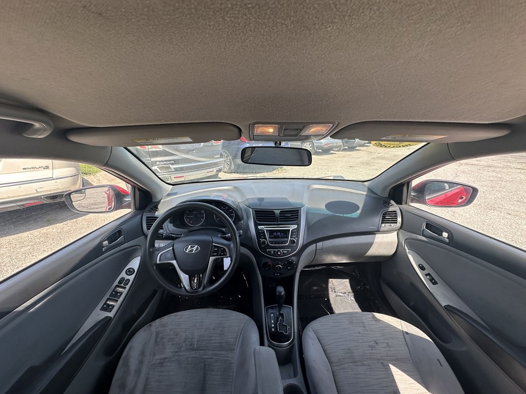 2016 Hyundai Accent Image 21