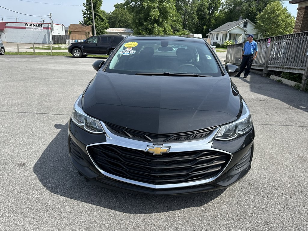 2019 Chevrolet Cruze Image 8