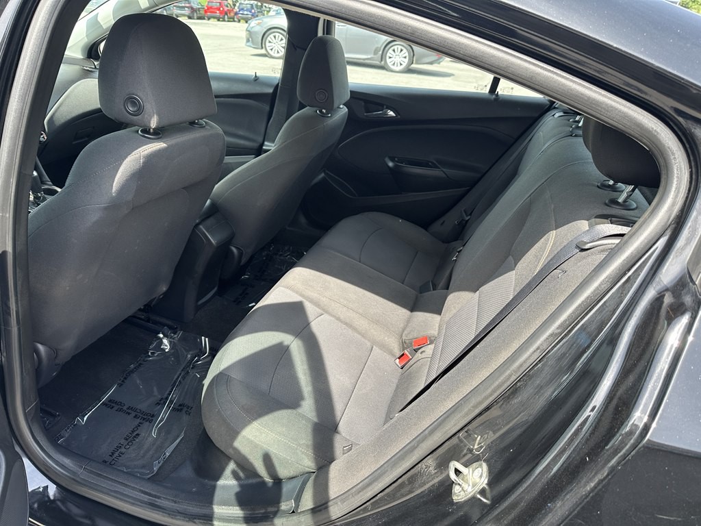 2019 Chevrolet Cruze Image 11