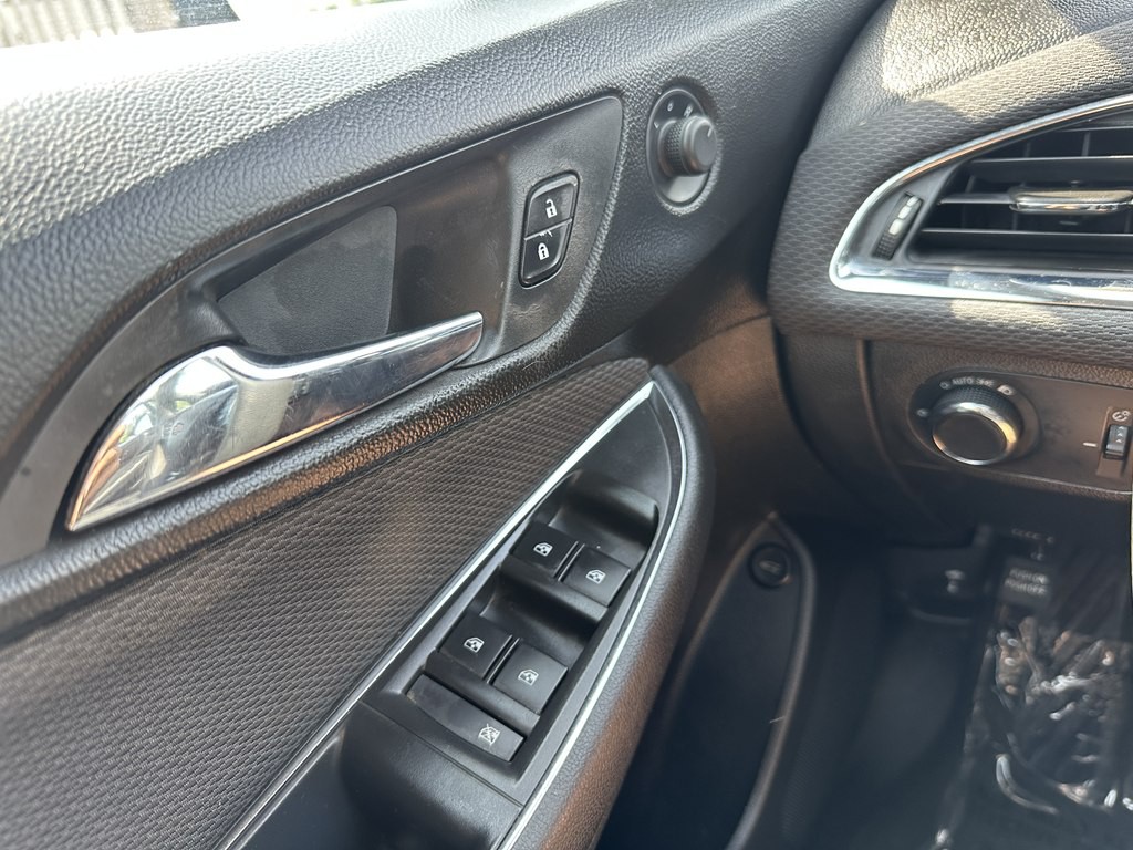 2019 Chevrolet Cruze Image 21