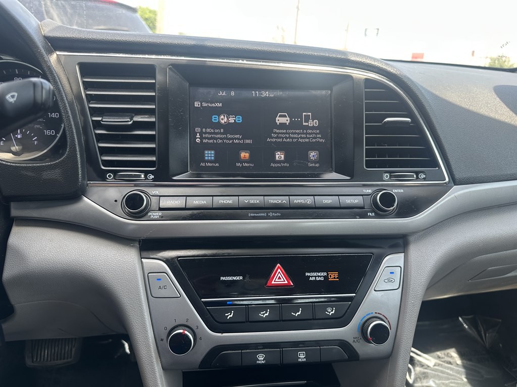 2018 Hyundai Elantra Image 12