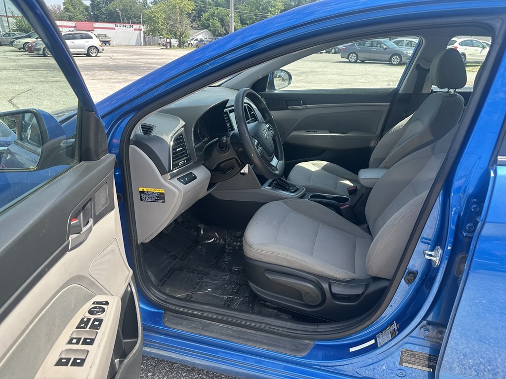 2018 Hyundai Elantra Image 15