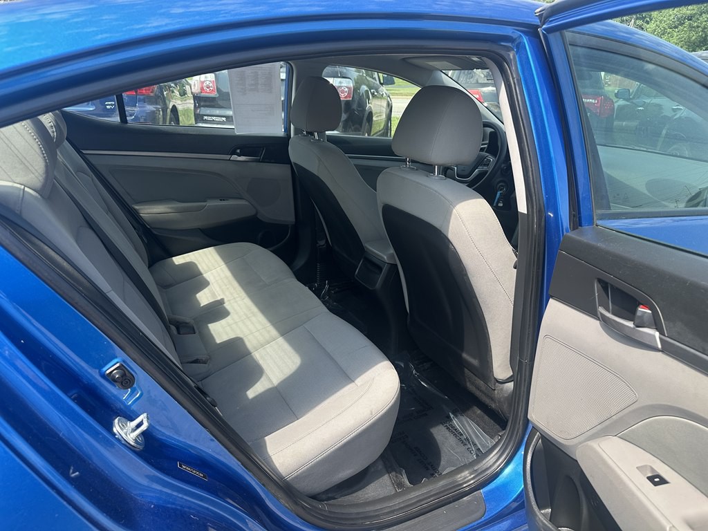 2018 Hyundai Elantra Image 18