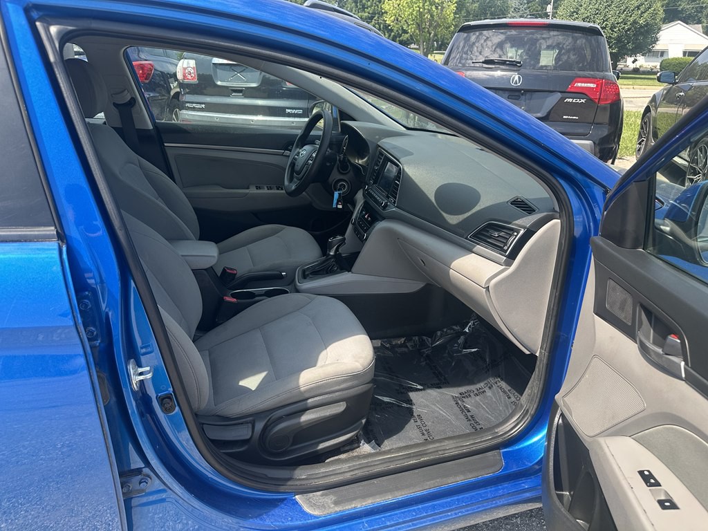 2018 Hyundai Elantra Image 19