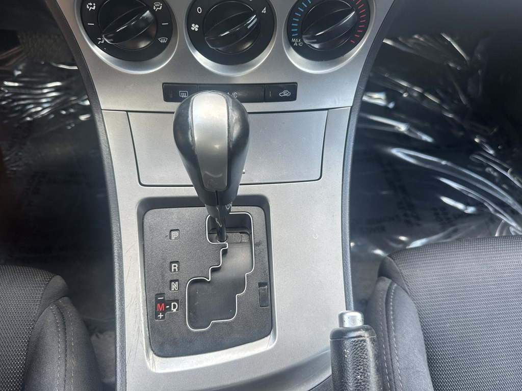 2010 Mazda Mazda3 Image 21