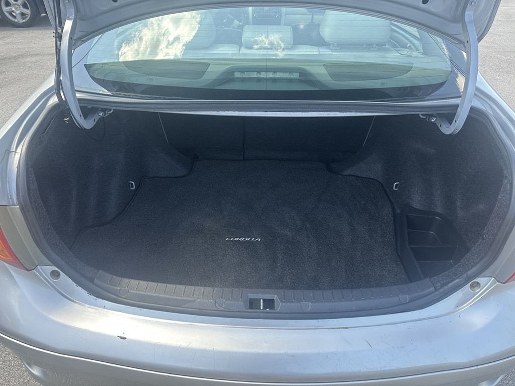 2010 Toyota Corolla Image 12
