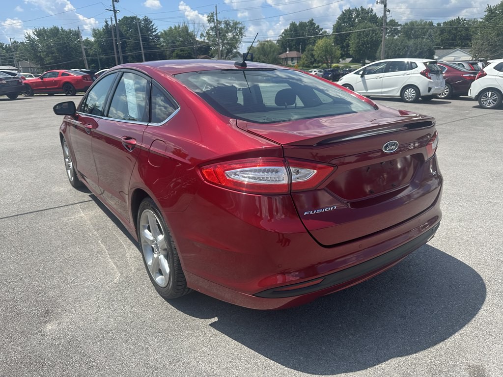 2016 Ford Fusion Image 5