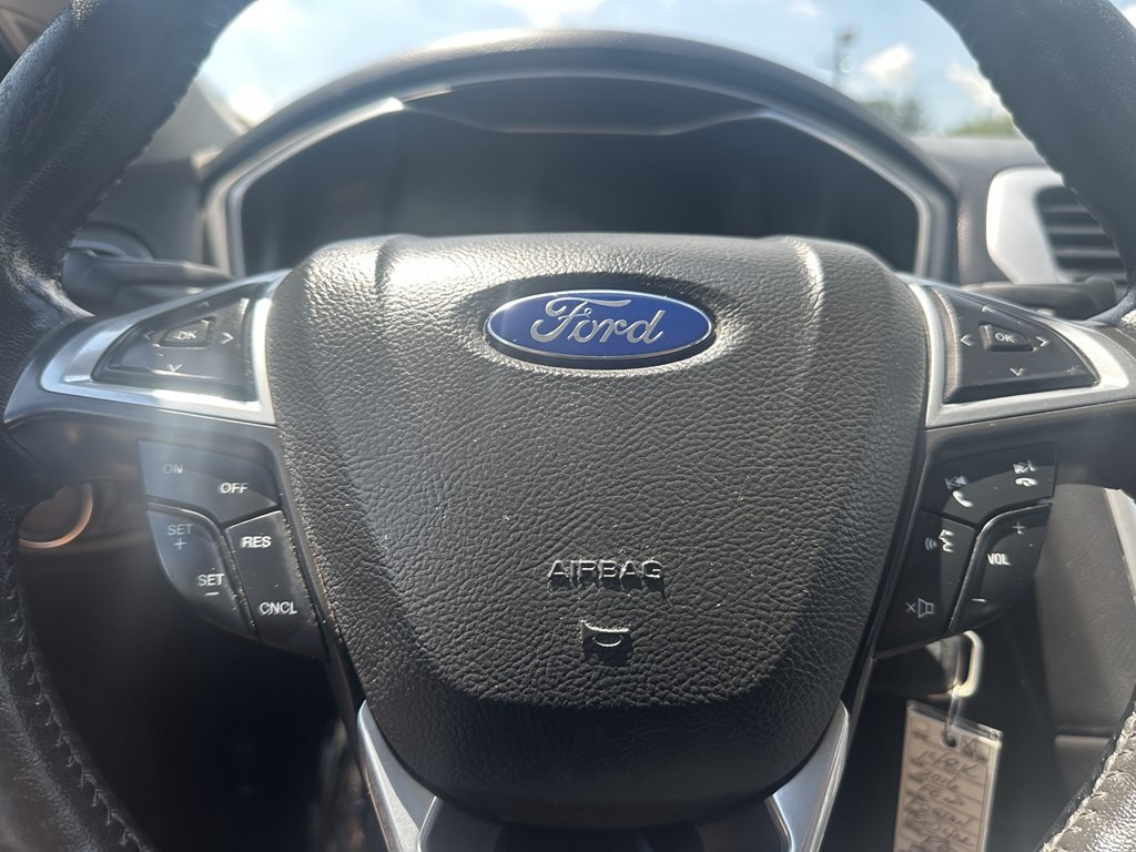 2016 Ford Fusion Image 20