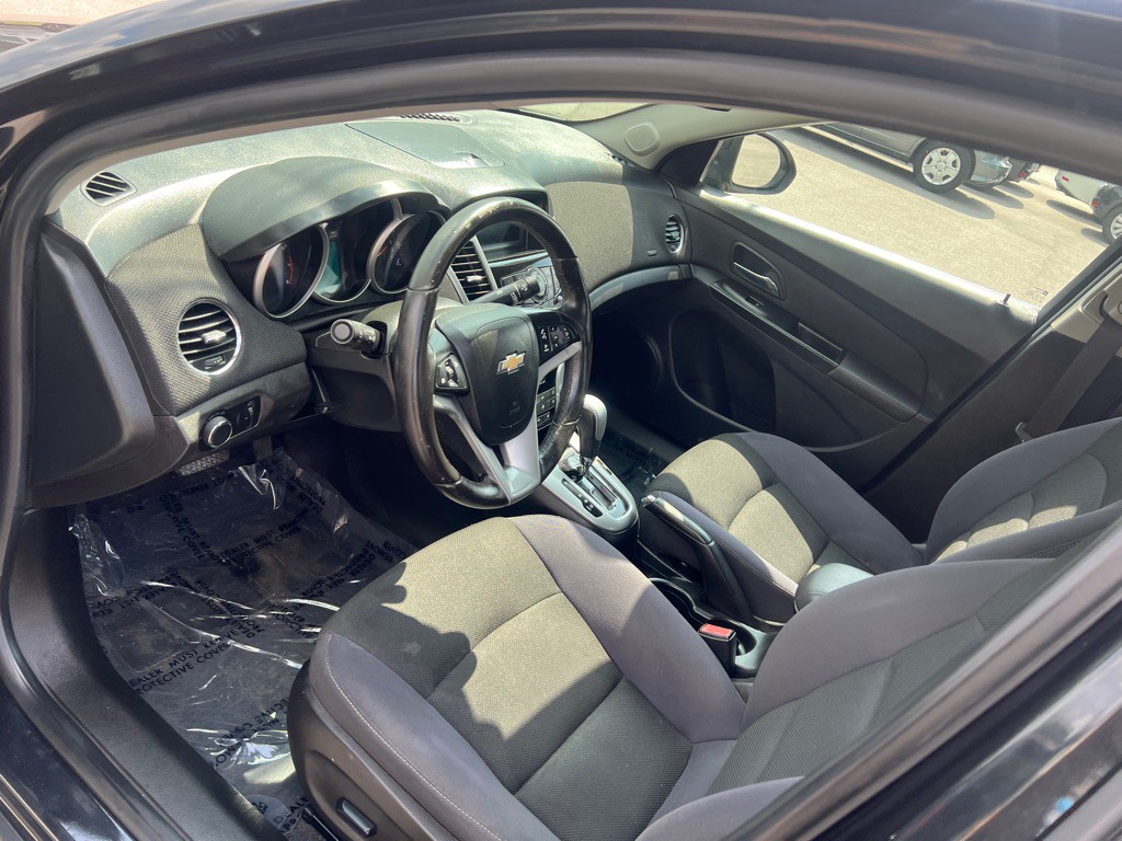 2013 Chevrolet Cruze Image 10