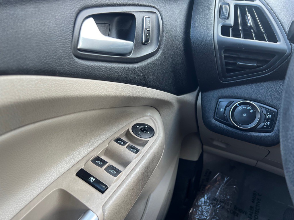 2014 Ford Escape Image 21