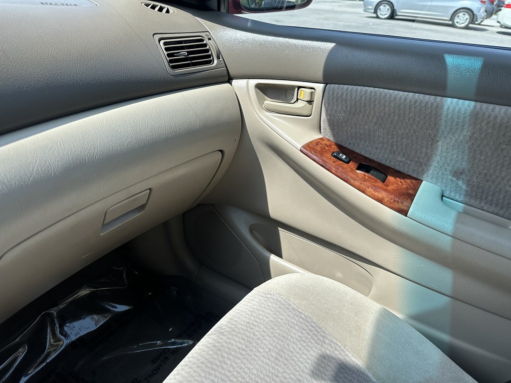 2006 Toyota Corolla Image 18