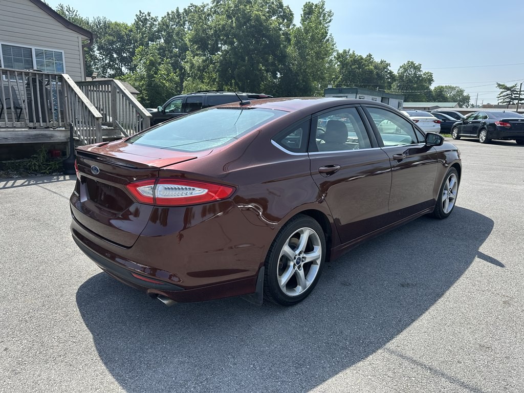 2016 Ford Fusion Image 3