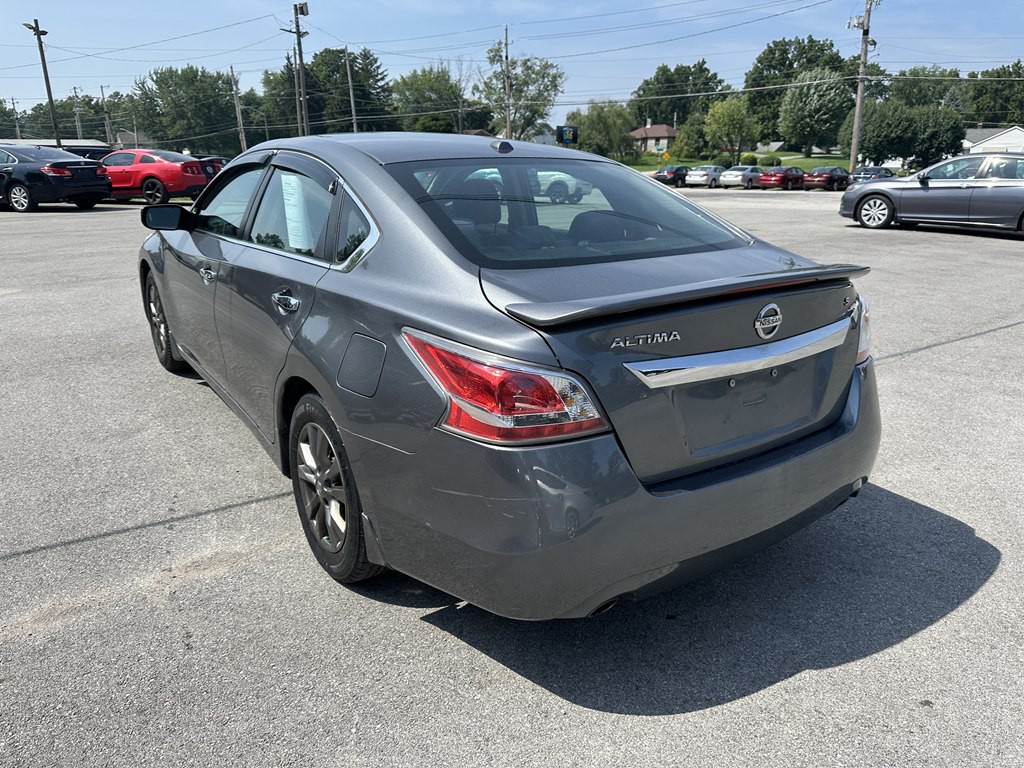 2015 Nissan Altima Image 5
