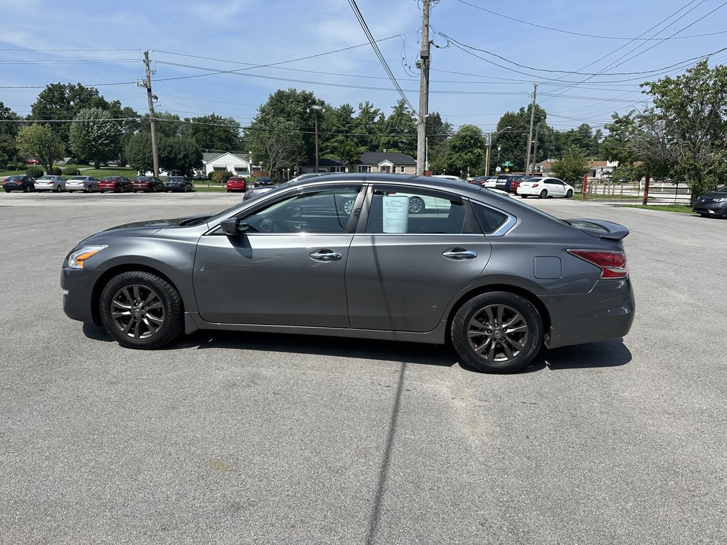 2015 Nissan Altima Image 6