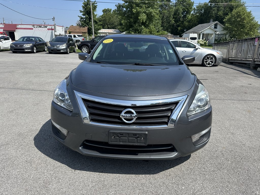 2015 Nissan Altima Image 8