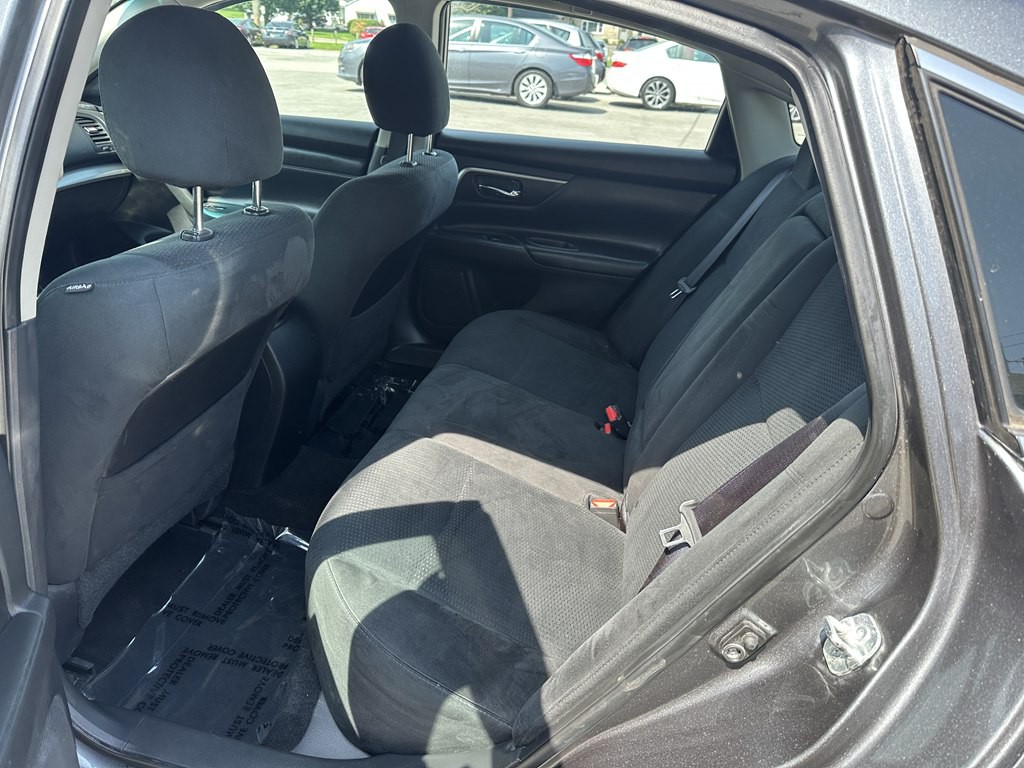 2015 Nissan Altima Image 11
