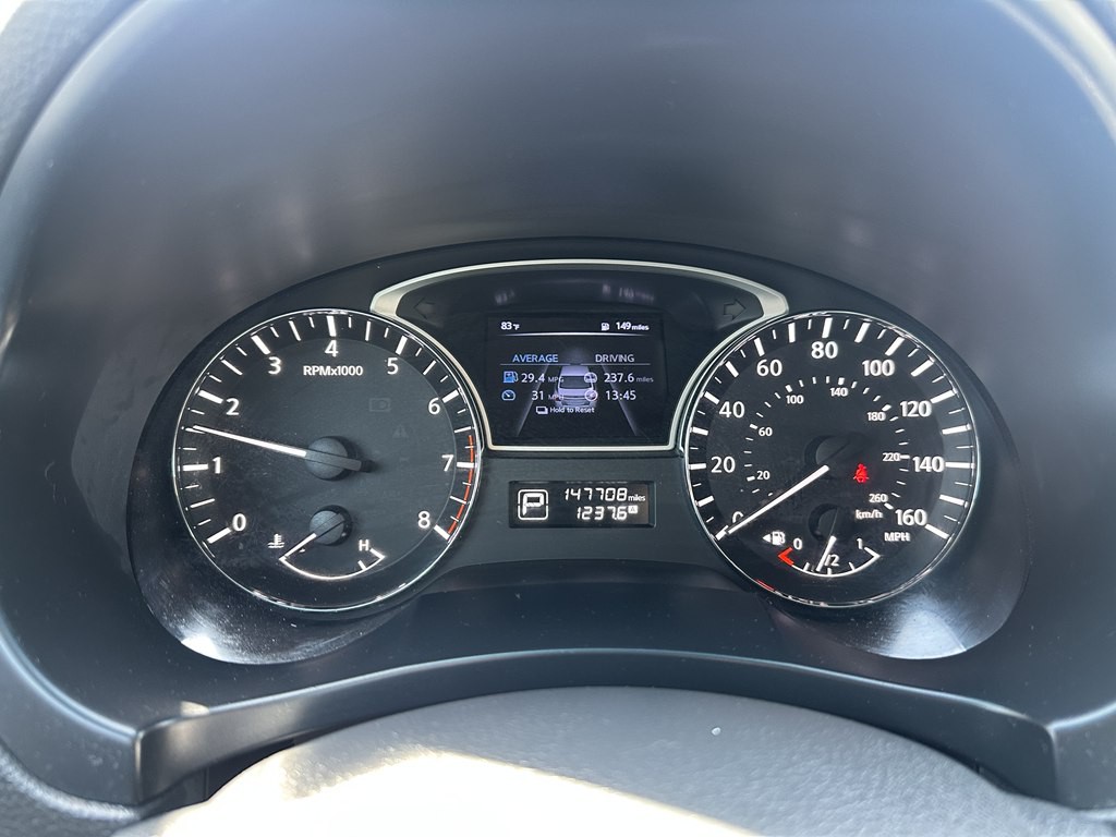 2015 Nissan Altima Image 16