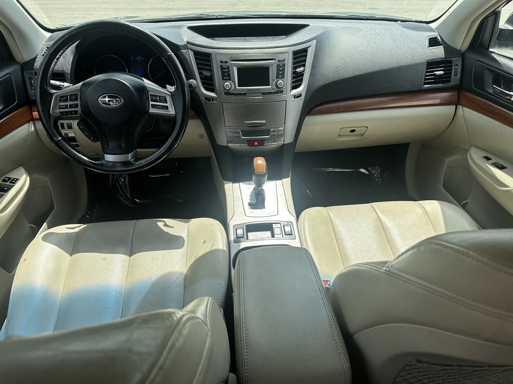 2013 Subaru Outback Image 12